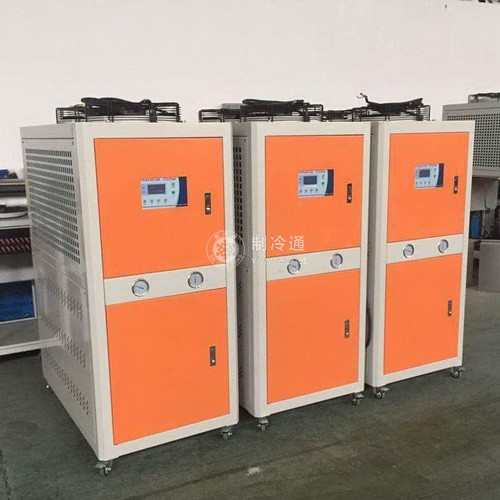風冷式冷水機