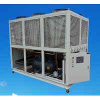 風冷型螺桿冷水機組，低溫風冷螺桿式水冷機組，螺桿式冷凍機組